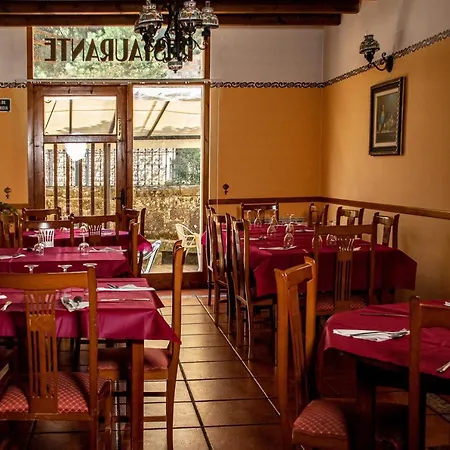 Hostal J.J. Marlene * Salduero