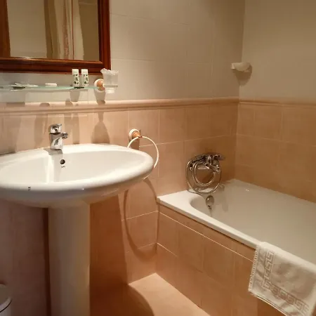 Hostal J.J. Marlene
